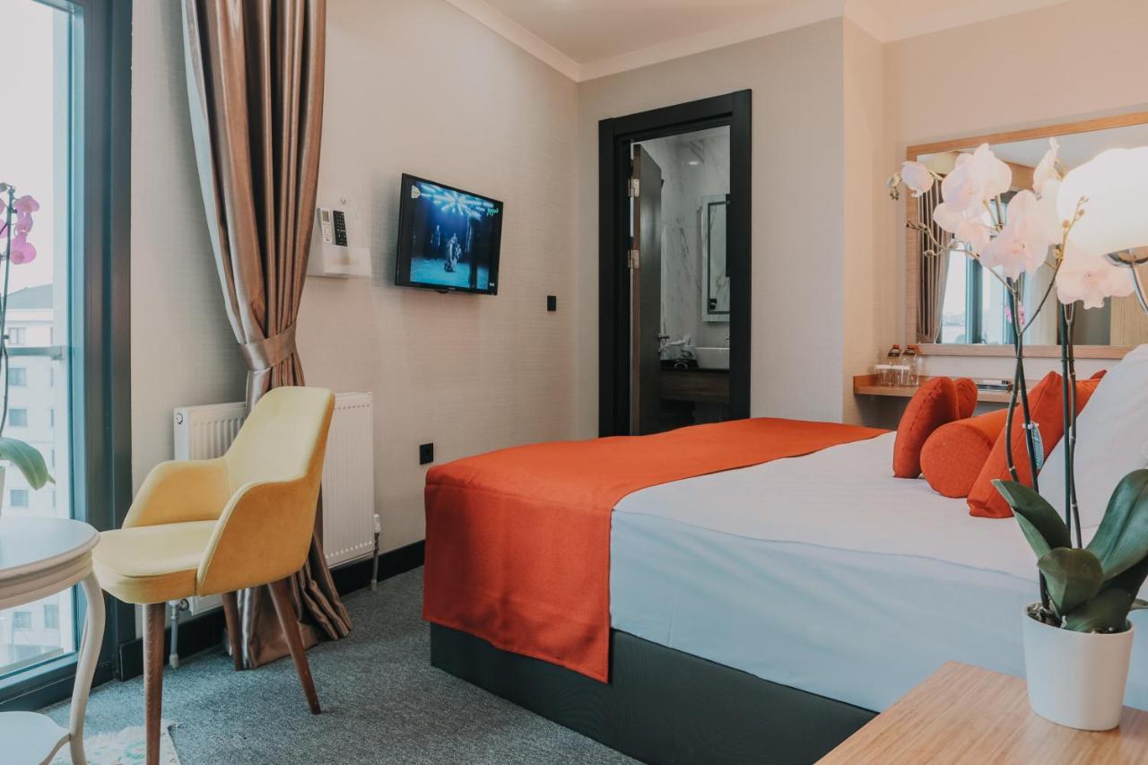 Otel Grand Lark Istanbul Exterior photo